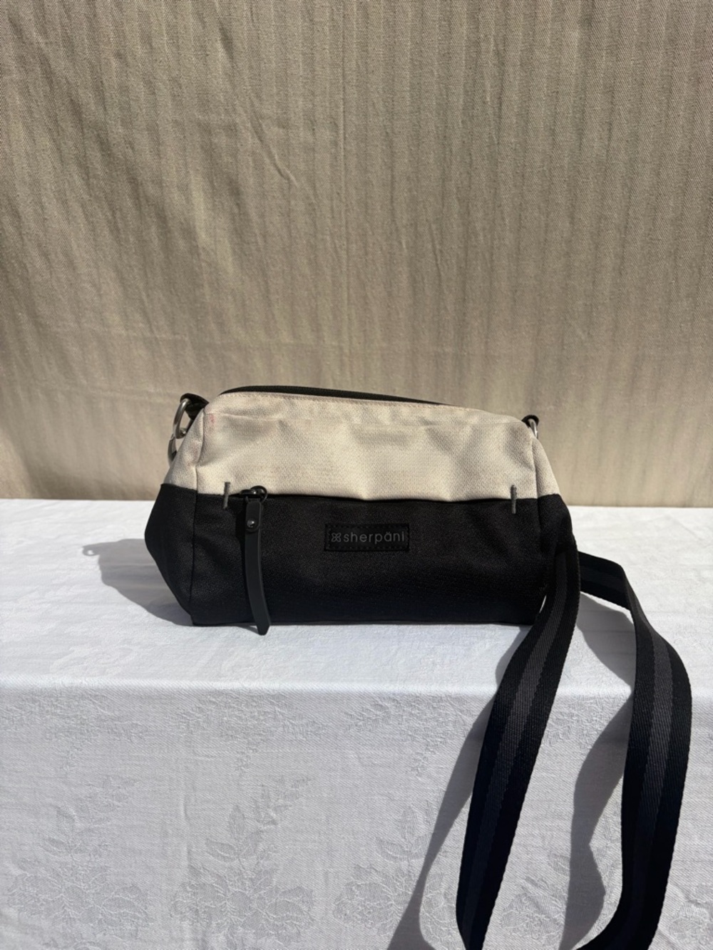 Sherpani Black and Cream Crossbody Messenger Bag